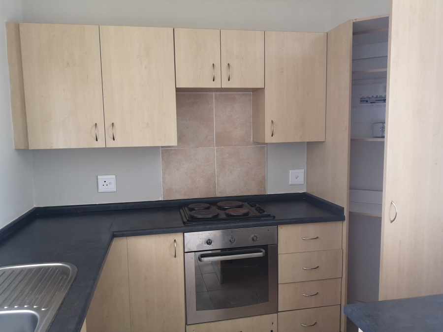 To Let 1 Bedroom Property for Rent in Beacon Bay Eastern Cape